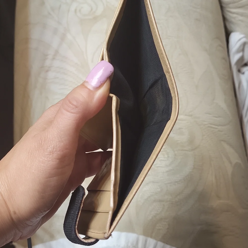 Wallet - Picture 4 of 8